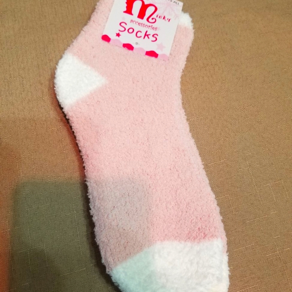 NWT Fuzzy Soft Socks